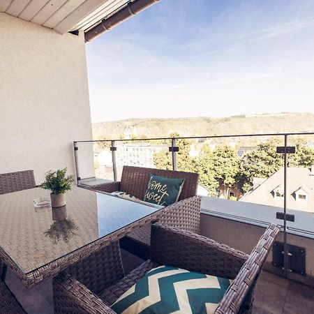 Design Apartment Zentral Fuer 6 In Andernach: Ausblick, Wifi, Kueche Exterior photo