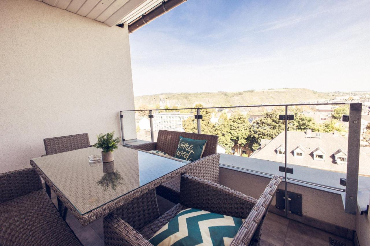 Design Apartment Zentral Fuer 6 In Andernach: Ausblick, Wifi, Kueche Exterior photo